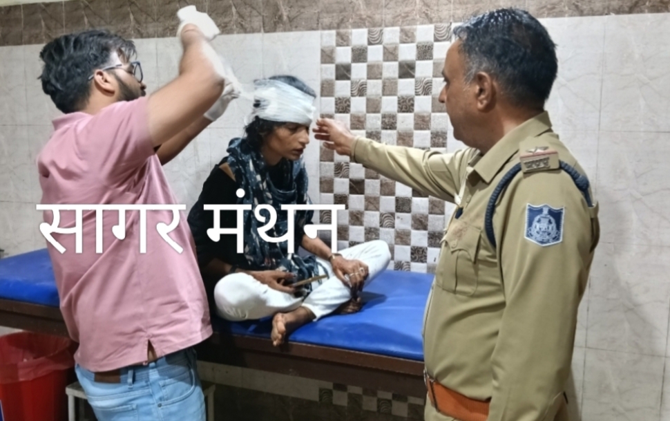 रियल हीरो बना पुलिस जवान: चक्कर खाकर गिरी युवती की बचाई जान, ड्यूटी पर तैनात कर्मी ने पेश की मानवता की मिसाल