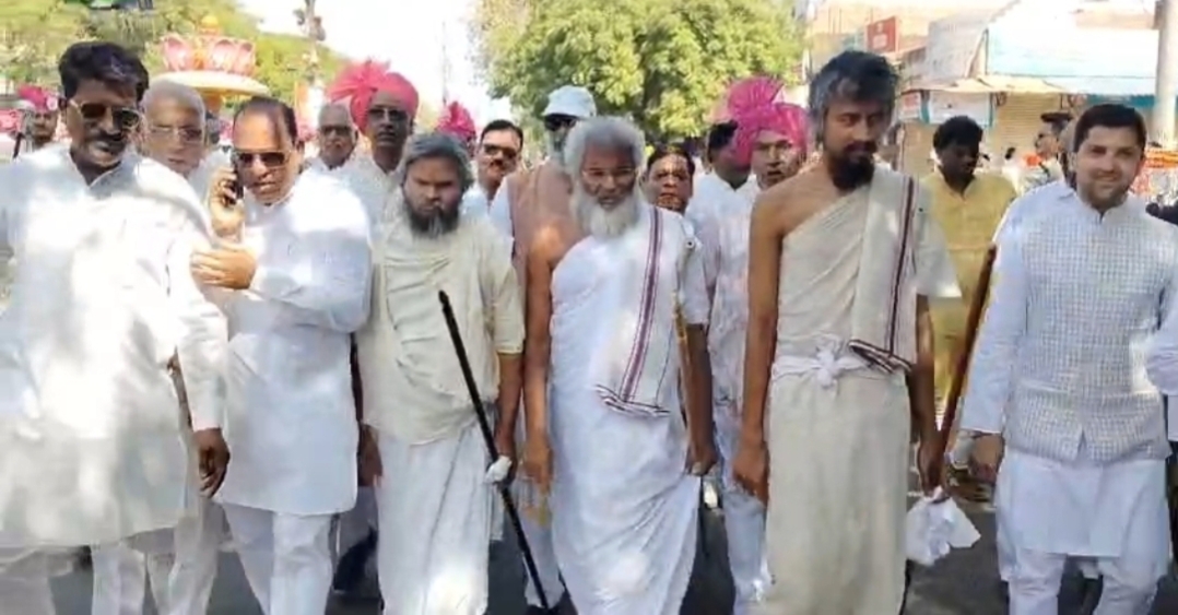 तपस्वियों की बग्गियों से सजा विशाल वरघोड़ा: आस्था के सागर में डूबा नीमच