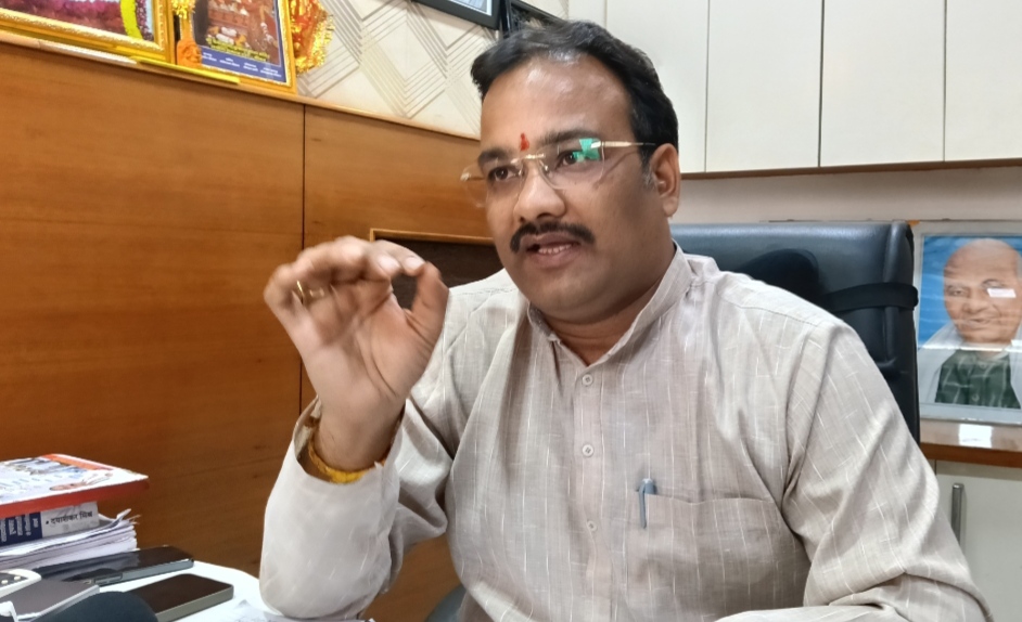 भोपाल-मंदसौर ग्रीनफील्ड फोरलेन कॉरिडोर से नीमच बाहर, तीनों विधायकों की निष्क्रियता और सांसदों का ‘मंदसौर प्रेम’नीमच से छीन रहा सौगातें:कांग्रेस ने बताया जिले के साथ बड़ी साजिश