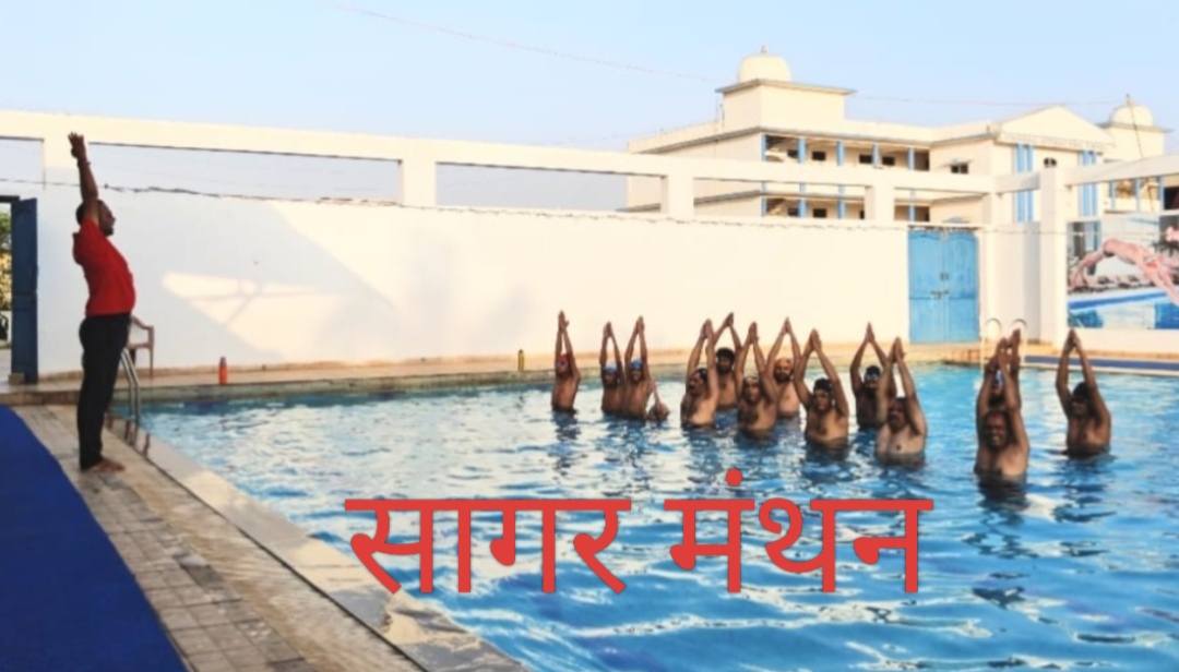 जल में योग से स्वास्थ्य और अनुशासन का संदेश अंतर्राष्ट्रीय योग दिवस पर जिला तैराकी संघ की अनूठी पहल,खिलाड़ियों व अभिभावकों ने किया वॉटर योग