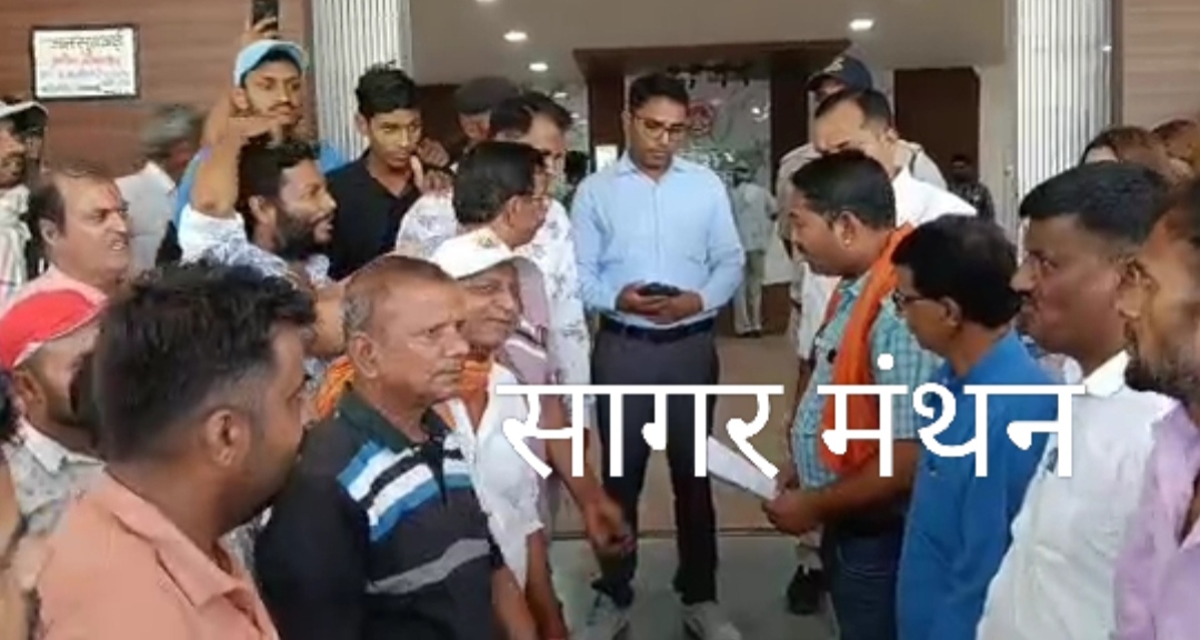 राष्ट्रपति के नाम सौंपा ज्ञापन, 14 गोरक्षकों को राहत देने की उठी मांग