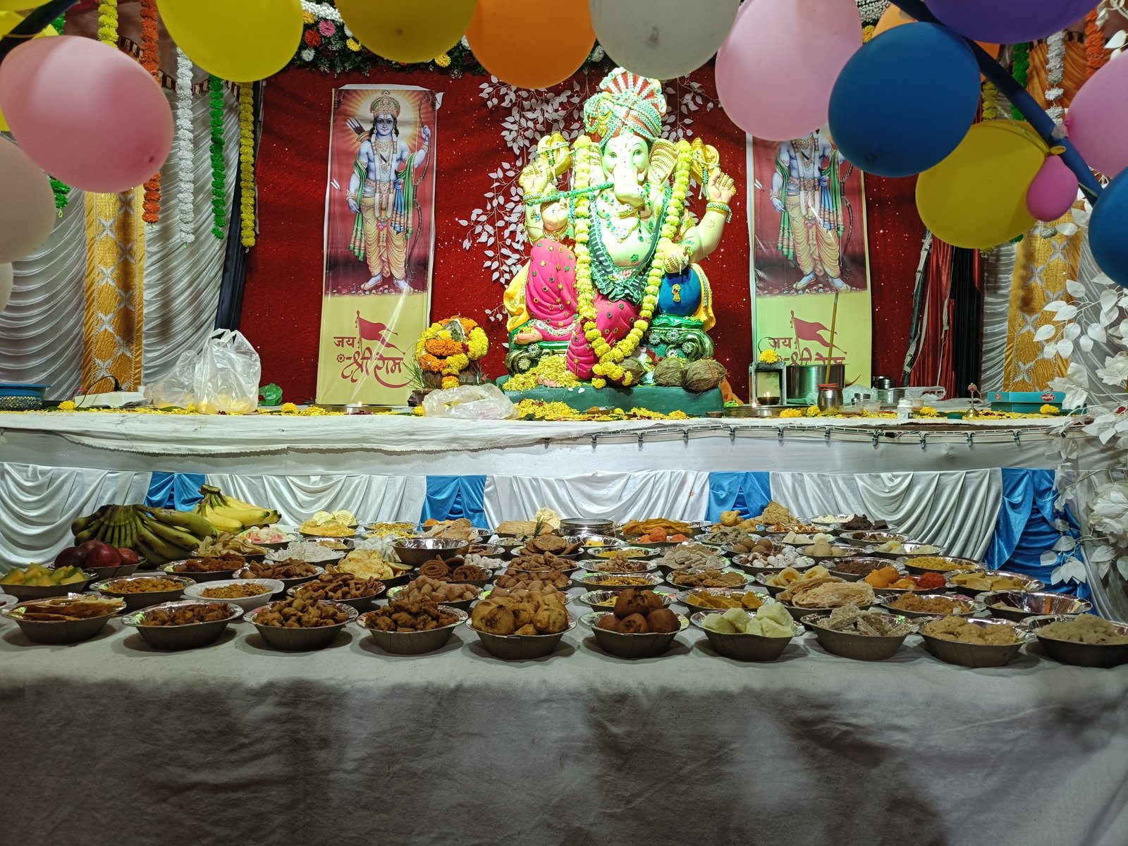 नीमच में गणेशोत्सव की धूम,शुक्रवार को निकलेगा झांकियों और अखाड़ों का कारवां,10 दिवसीय उत्सव में हुए विभिन्न धार्मिक-सांस्कृतिक आयोजन,अनंत चतुर्दशी पर शहर में देर रात तक गूंजेंगे गणपति बप्पा के जयकारे